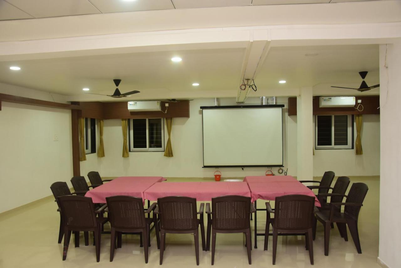 Regal Panhala Residency Otel Dış mekan fotoğraf