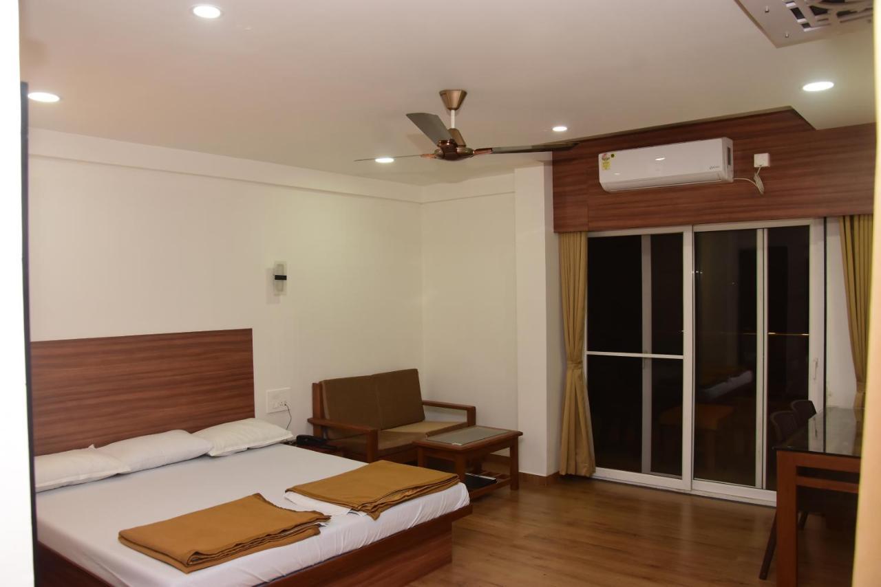Regal Panhala Residency Otel Dış mekan fotoğraf